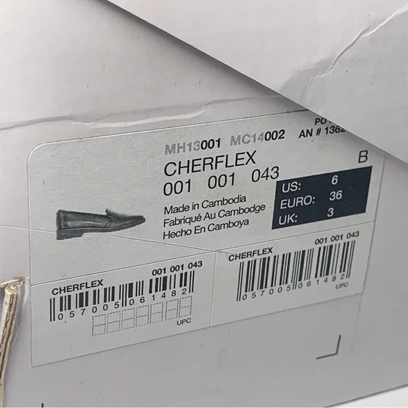 NEW ALDO Women's Slip on Black Genuine Leather Loafers Size 6 Flats Shoes - Picture 6 of 14